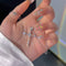 Lily | Lyxigt Sterling Silver Kors Halsband med Gnistrande Hänge
