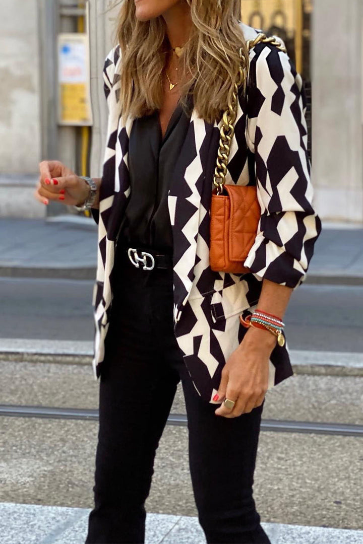 Indigo | Chic Lättvikts Vit och Svart Sommar Kavaj