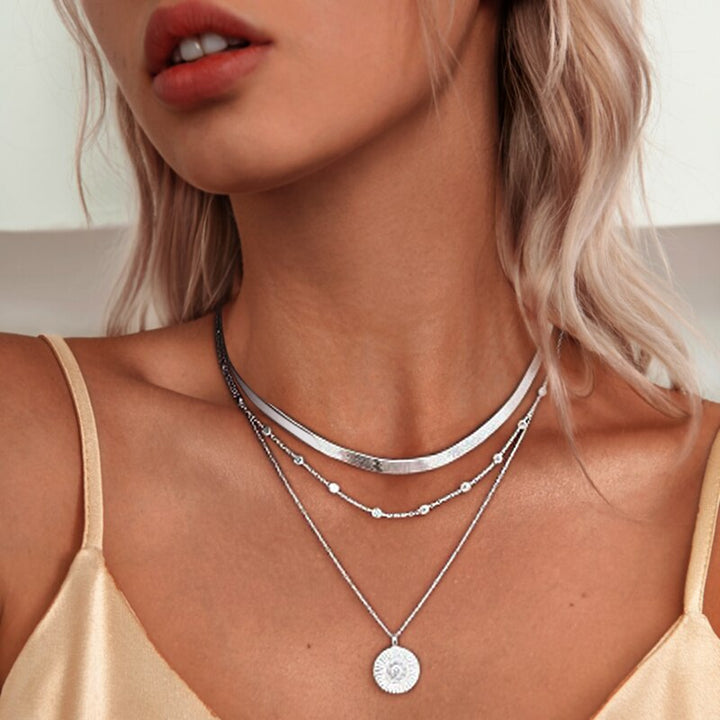 Sylvia | Silver Trippellager Halsband