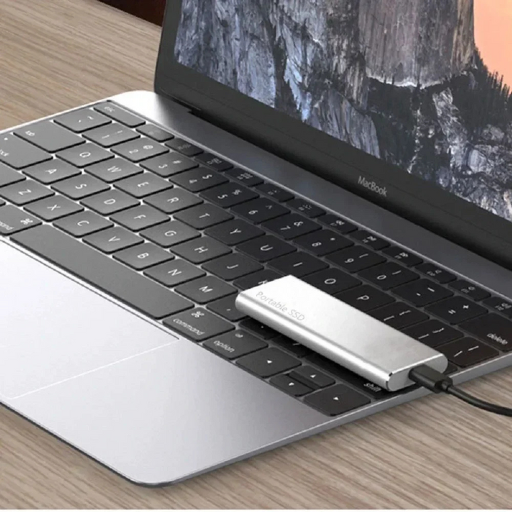 Kompakt 4TB USB-C Hårddisk - Snabb och Portabel Datalagring