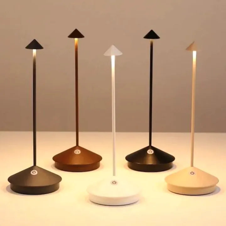 Stolja | Trådlös och Uppladdningsbar LED Bordslampa