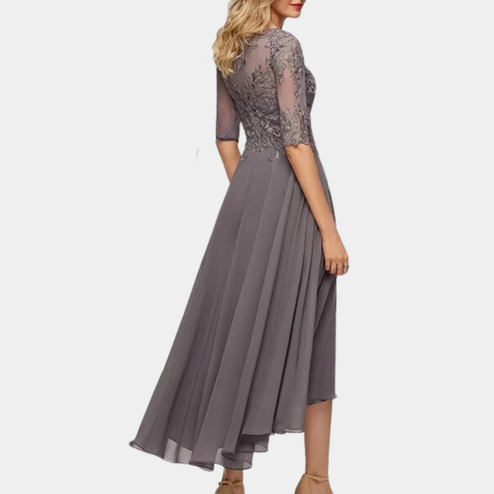 Chica | Elegant Festklänning för Kvinnor med Glamorös Känsla