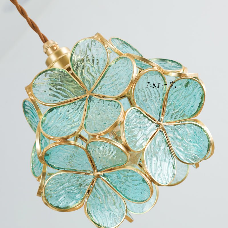 Stüna Bloom | Modern Blomformad Pendellampa