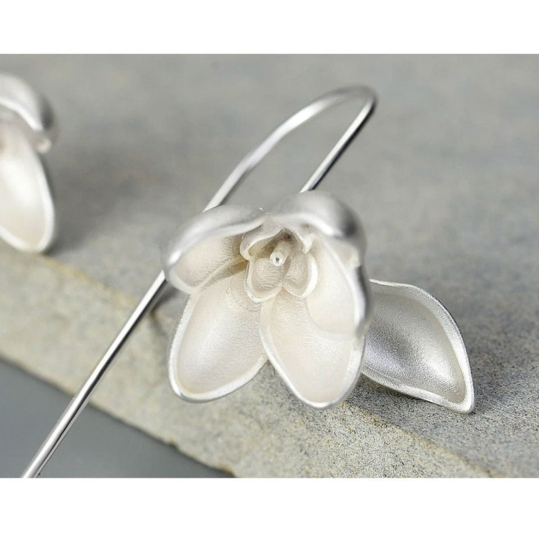 Magnolia Blomma Dingla Örhängen  | Eleganta Droppe Blommig Smycken
