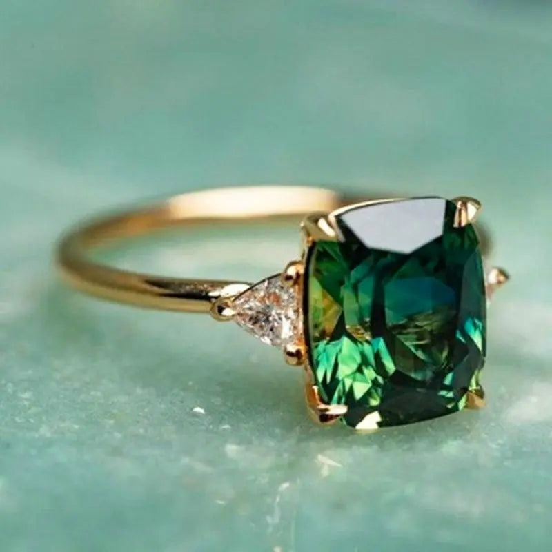 Eleganta Fyrkantig Grön ädelstensring