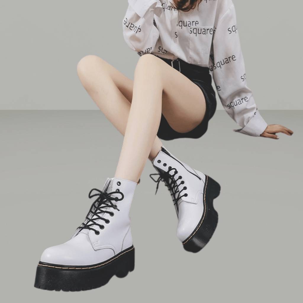 Martens | Modern Spetsig Känga - Stilren och Komfort-Fokuserad