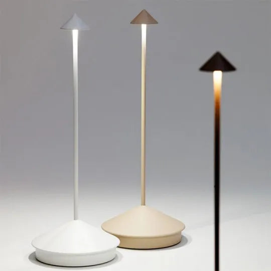 Stolja | Trådlös och Uppladdningsbar LED Bordslampa