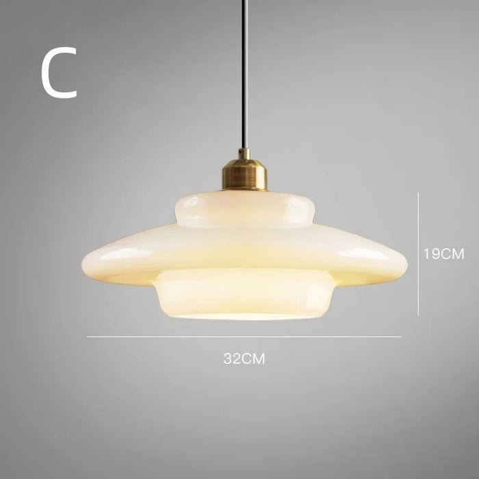 Yandir | Hängande lampa med mjölkvit skärm för retro och moderna interiörer