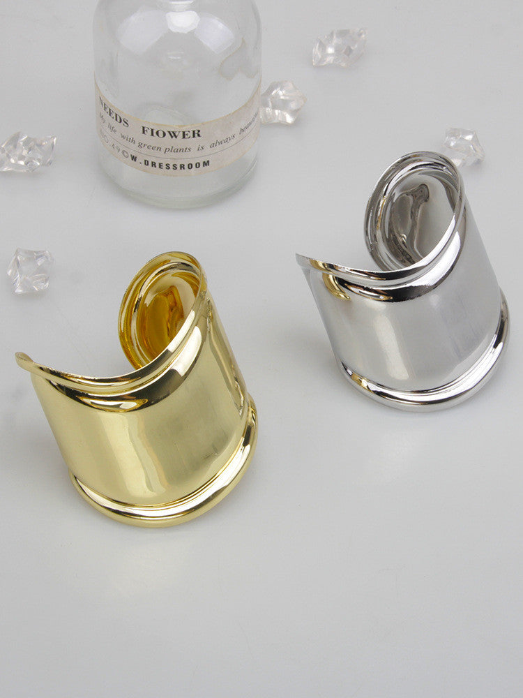 Asymmetriskt Våg Armband