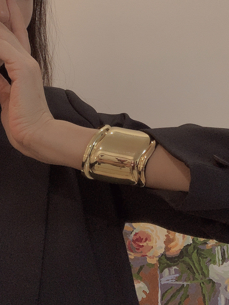 Asymmetriskt Våg Armband