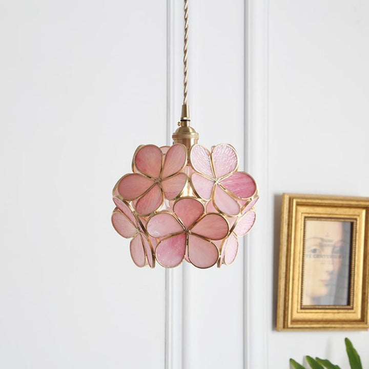 Stüna Bloom | Modern Blomformad Pendellampa