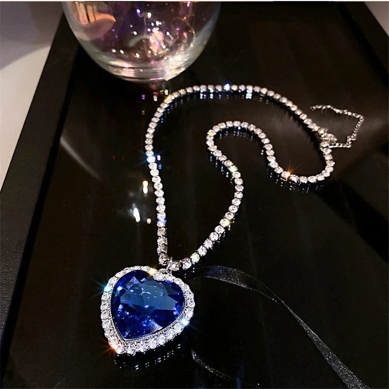 Juliette | Dam Blå Kristall Hjärta Halsband i Sterlingsilver